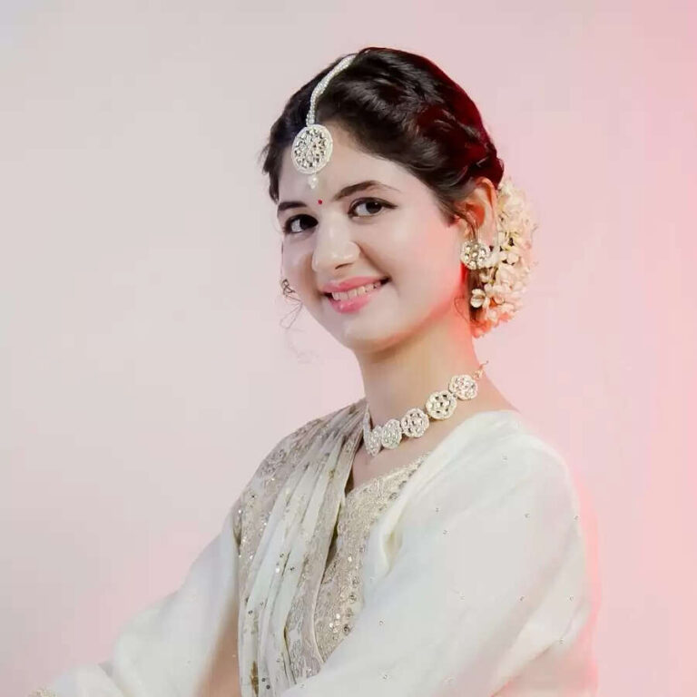 Harshaali Malhotra Biography, Age, Height, Family, Career, Net Worth