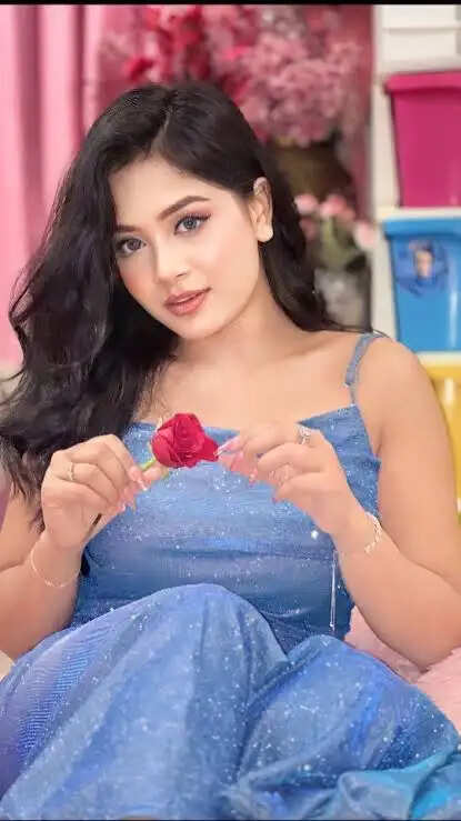 Nilanjana Dhar Wiki, Age, Husband, Net Worth, Biography