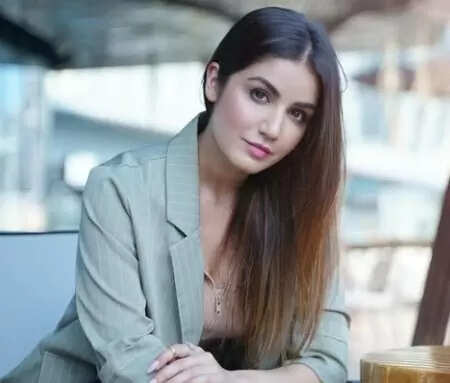 Amy Aela Age, Height, Net worth, Bio, Weight, BF