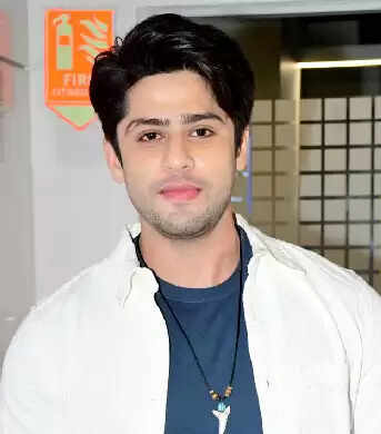 Jibraan Khan Biography, Age, Height, Net Worth, Movies
