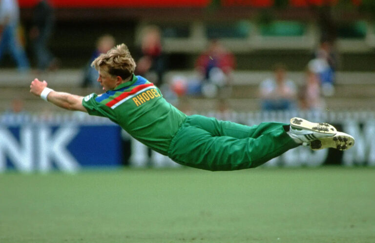 Top 10 Best Fielders in Cricket History