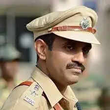 Know About Nisar Tamboli Nagpur's Commissioner Of Police