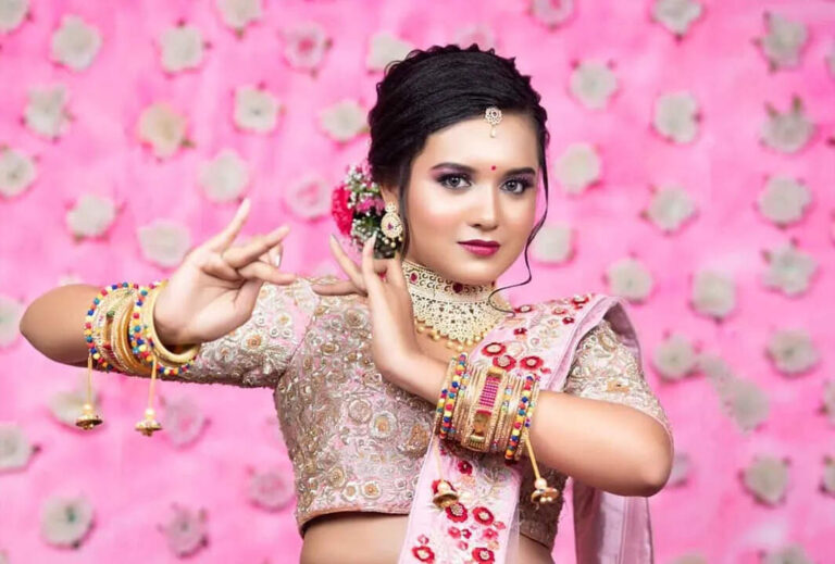 Varsha Kaveri Biography, Age, Height, Birthday, Instagram