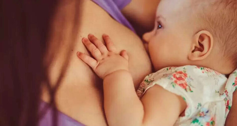 Benefits of Breastfeeding Explained In Hindi | स्तनपान के होते हैं ये फायदे