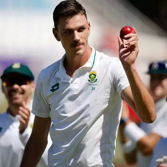 Know How tall is Marco Jansen