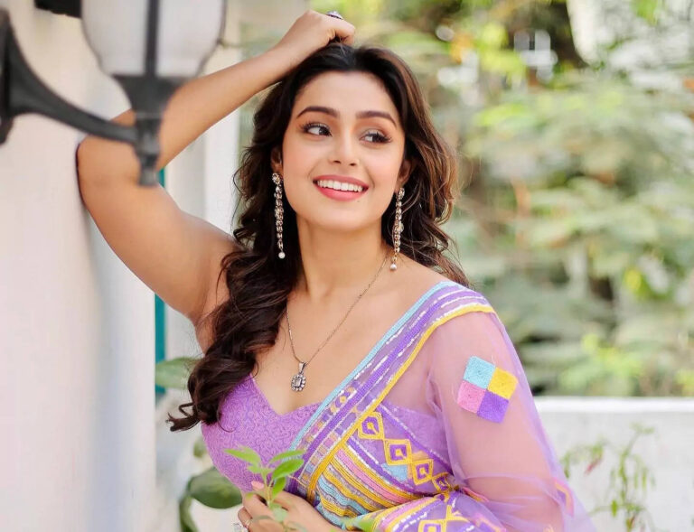 Biography of Actress Mokksha