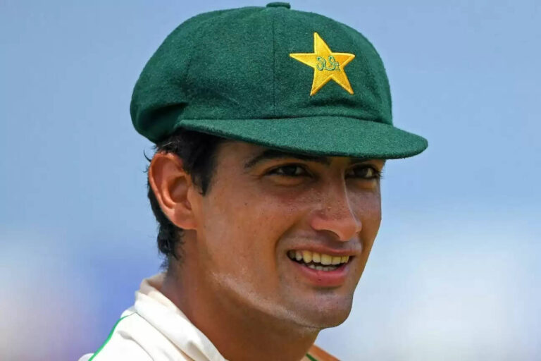 Who Is Naseem Shah's Girlfriend?