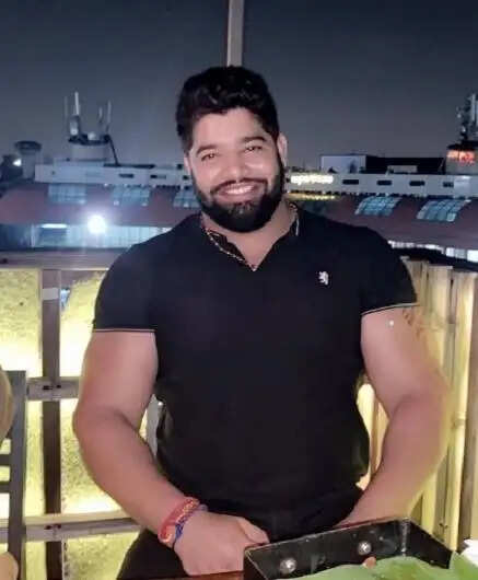 Neeraj Pepsu Biography, Height, Age, Wife, Net Worth, Career, Photos