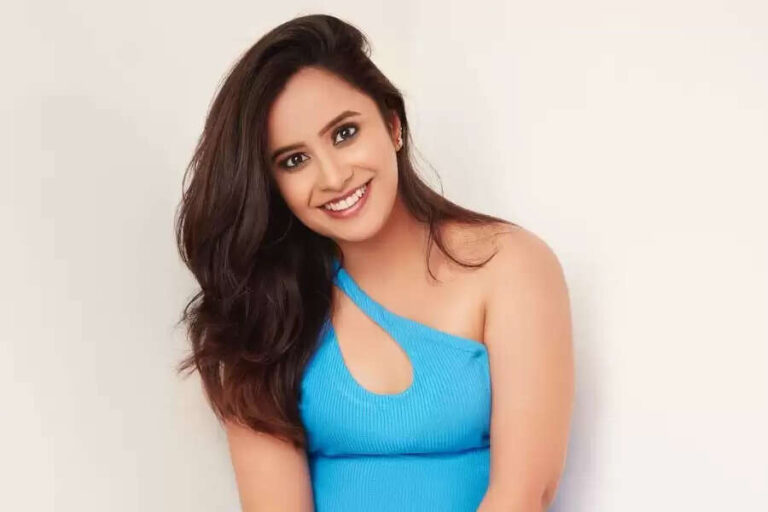 Sheetal Gauthaman Wiki, Biography, Age, Career, Net Worth, Boyfriend In 2025