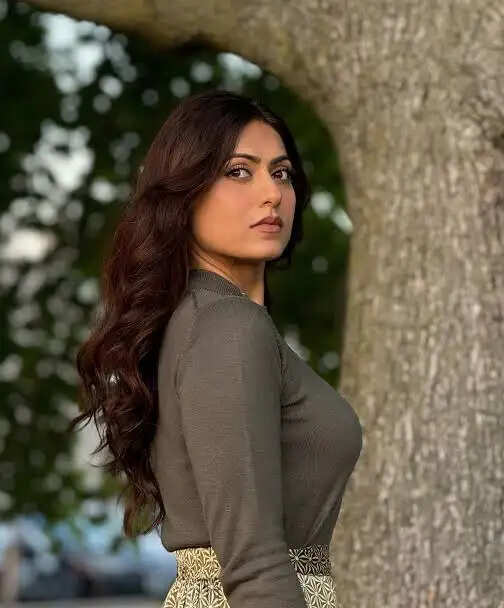 Kamal Khangura Age, Family, Height, Biography