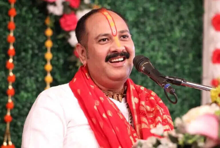 Pandit Pradeep Mishra Biography In 2025