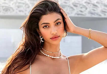 Alanna Panday Biography In 2025