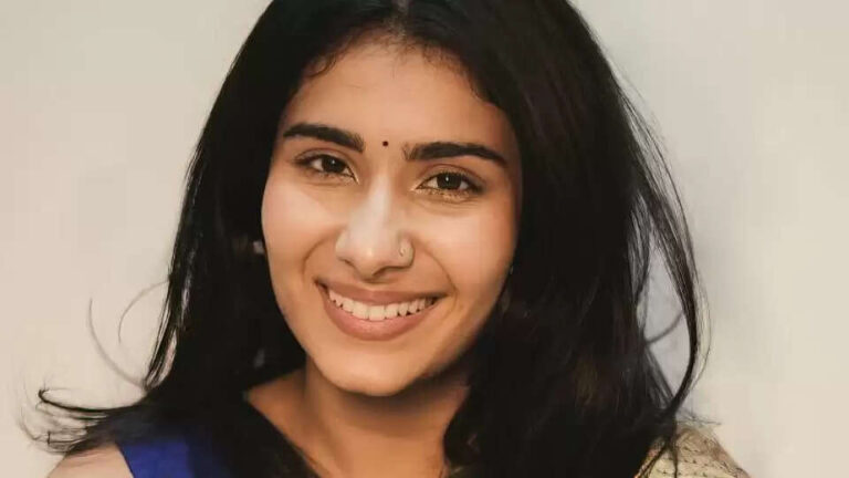 Nayab Midha Biography, Age, Husband, Poetry, Net Worth In 2025