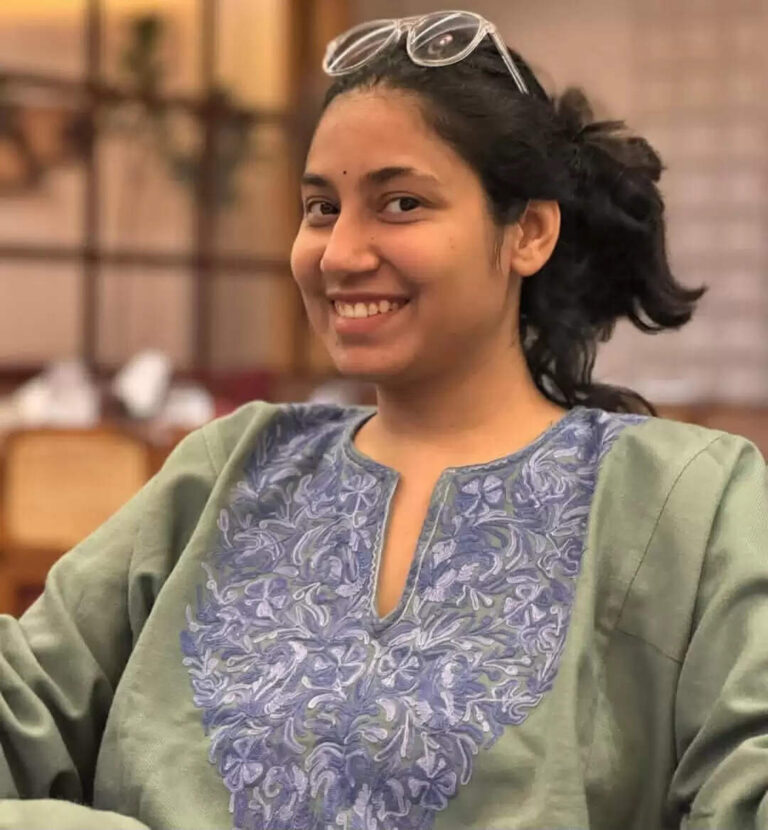 Know About Akanksha Grover In 2025