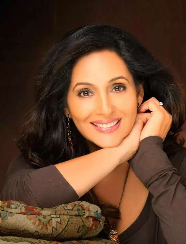 Ashwini Bhave Wiki, Dob, Age, Height, Weight, Husband, Biography