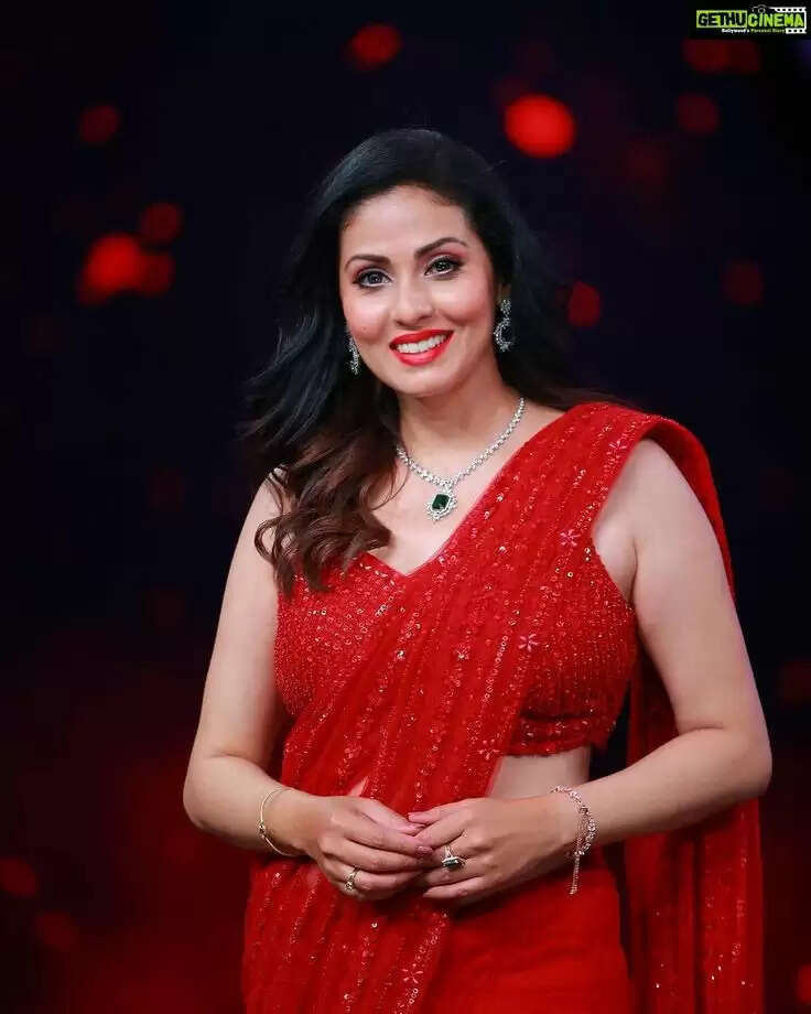 Sadha Blood Group, Net Worth, Caste, Religion, Mother, Biography In 2025