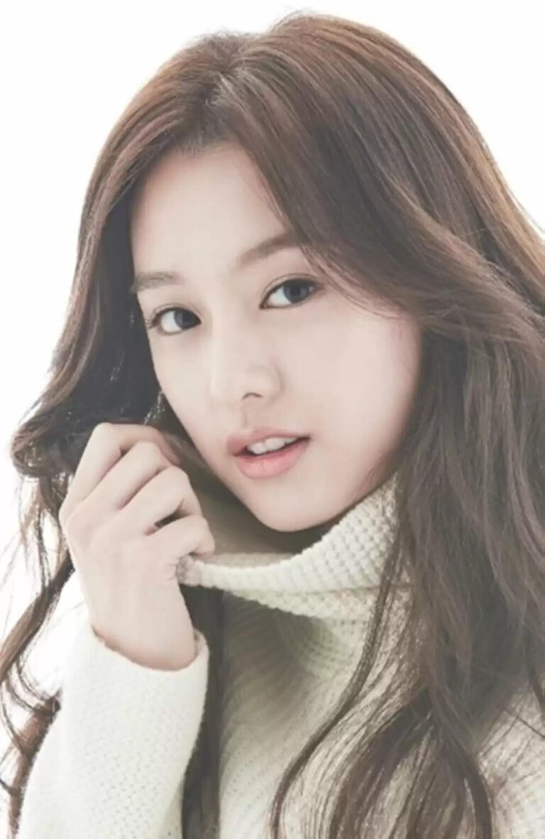 Kim Ji Won's Dating History Till 2025 Revealed!