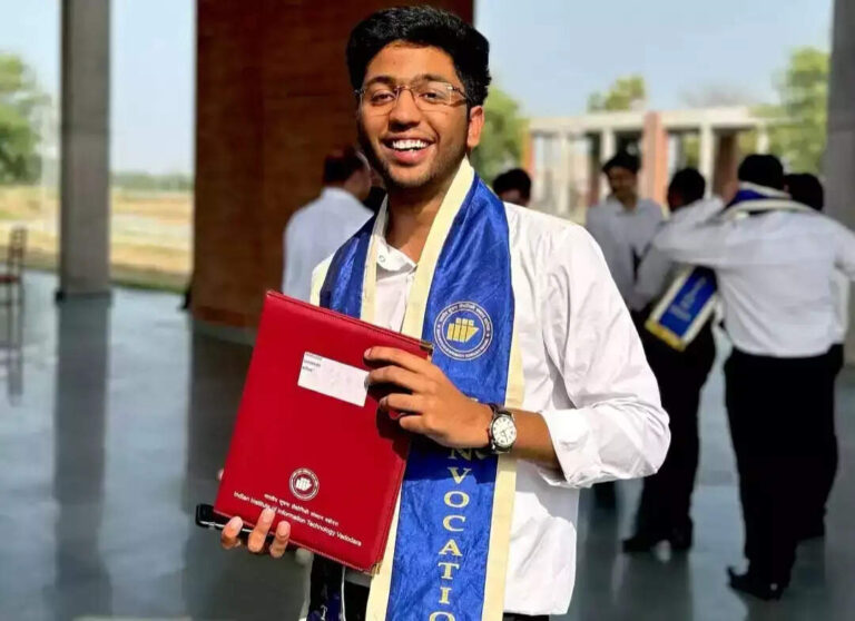 Shobhit Net Worth In 2025