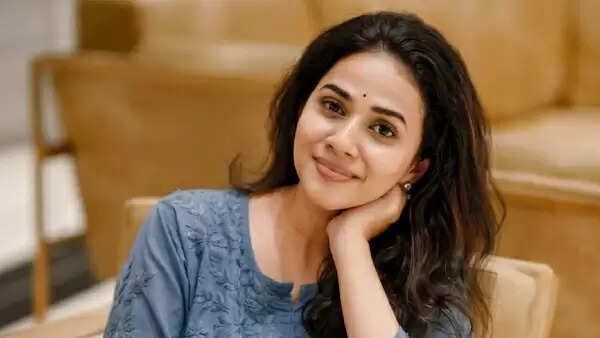 Actress Shreya Rukmini Age, Wikipedia, Family, Biography In 2025