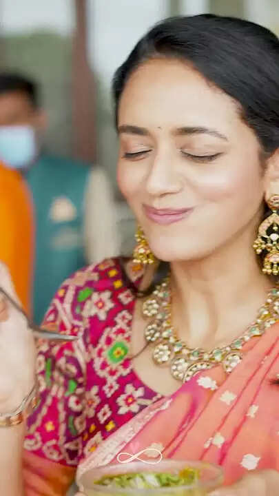 Venkatesh Daughter Aashritha Daggubati Age, Early Life, Career, Husband, Siblings, Physical Appearance, Photos, Biography In 2025