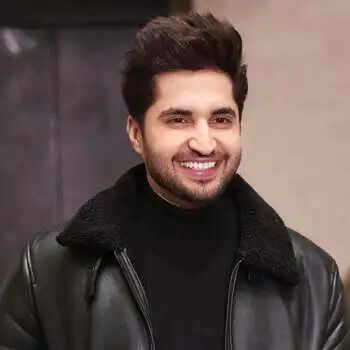 Jassi Gill Biography, Affair, Family, Weight, Height, Age, Wiki, Net Worth In 2025
