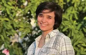 Meethika Dwivedi Age, Height, Father, Net Worth In 2025