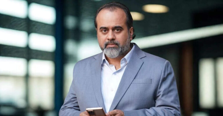 Acharya Prashant: Wiki, Net Worth, Career Education, Age, Wife, Life Story In 2025