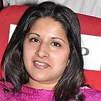 Sangeeta Sornalingam Age, Thalapathy Vijay Wife, Net Worth, Biography In 2025