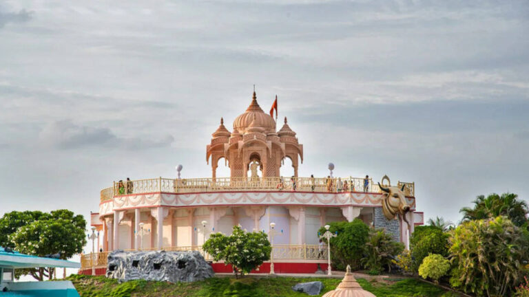 Know About Anand Sagar Shegaon Timings: Ticket Price, Location