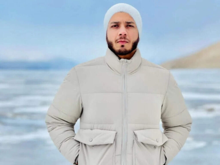 Vikas Parashar Biography In 2025