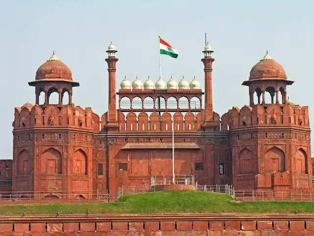 Top 10 Famous Historical Places In India In 2026