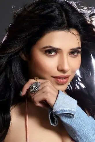 Shivanya Mehrara Wiki, Biography, Age, Photos, Spouse In 2026