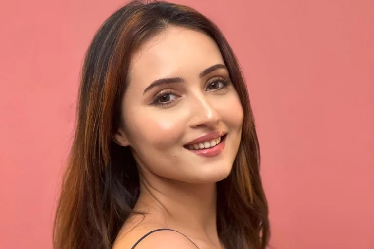 Varsha-Rekhate-Age