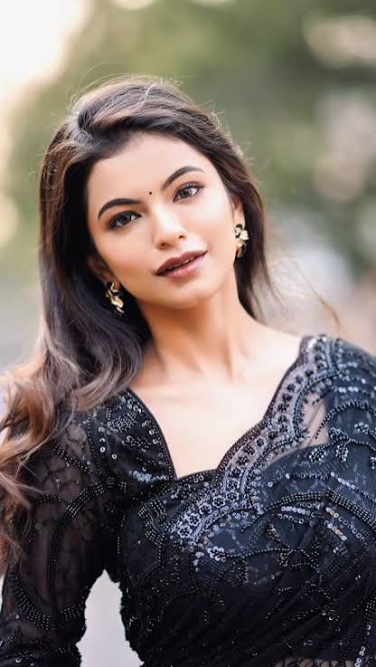 Anushri Mane